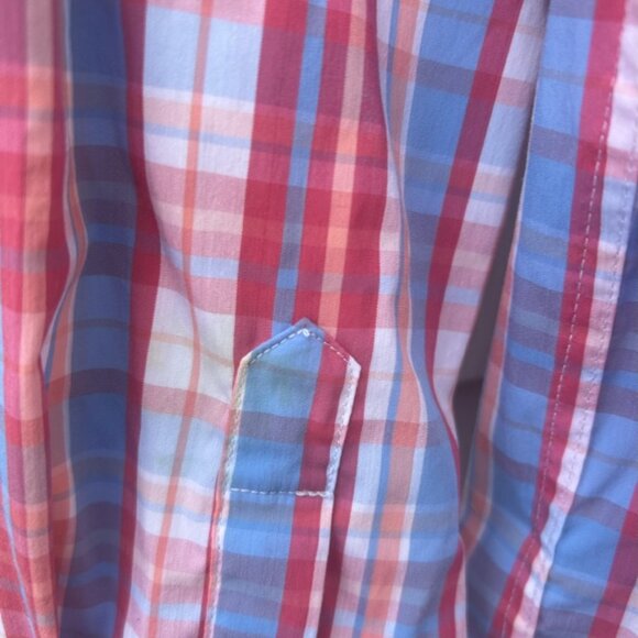 Boys Johnnie O button down size 6 - Picture 4 of 4